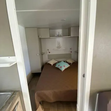 Porticello Bungalow Deluxe 3km Da By Garganoin Apartment